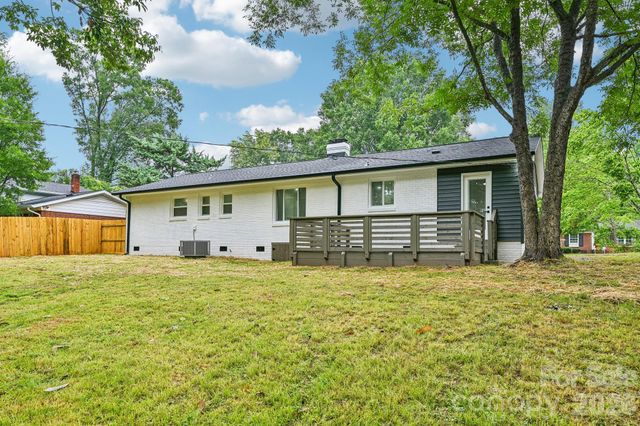 4022 Southgate Drive, Charlotte, NC 28205