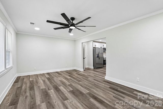 4022 Southgate Drive, Charlotte, NC 28205