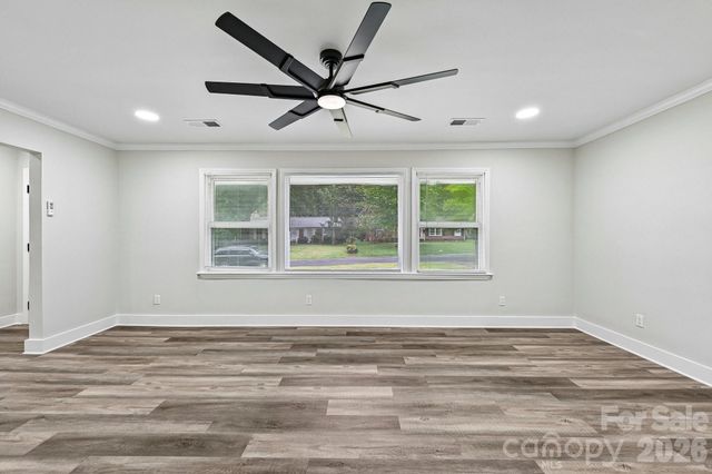 4022 Southgate Drive, Charlotte, NC 28205