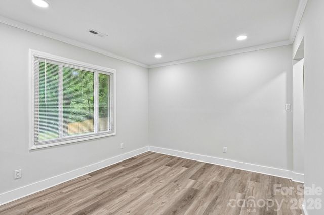 4022 Southgate Drive, Charlotte, NC 28205
