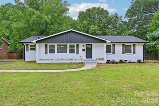 4022 Southgate Drive, Charlotte, NC 28205