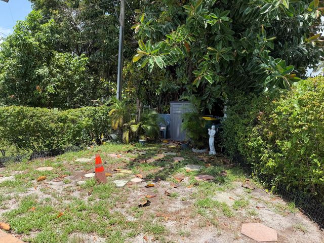 5230 SW 29th Terrace, Dania Beach, FL 33312
