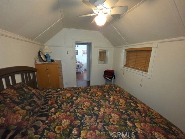 2606 Whispering Pines Way, Running Springs, CA 92382