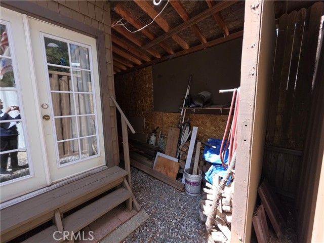 2606 Whispering Pines Way, Running Springs, CA 92382