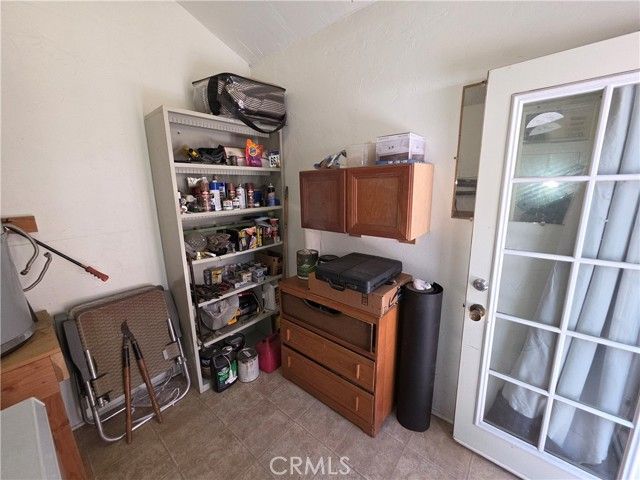 2606 Whispering Pines Way, Running Springs, CA 92382