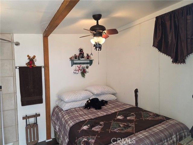 2606 Whispering Pines Way, Running Springs, CA 92382