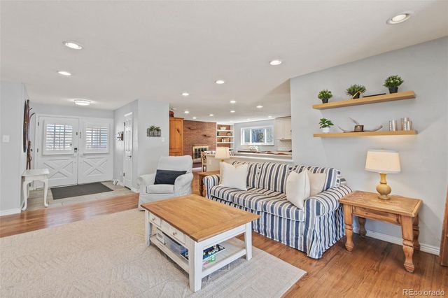 840 E Dogwood Avenue, Centennial, CO 80121