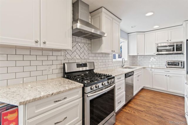 840 E Dogwood Avenue, Centennial, CO 80121