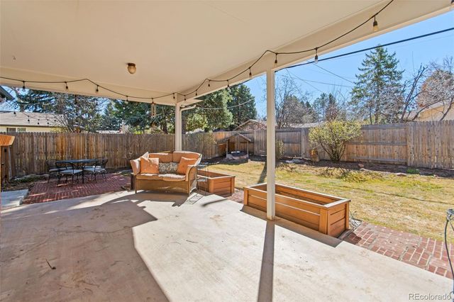 840 E Dogwood Avenue, Centennial, CO 80121