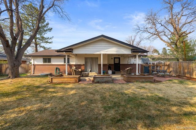 840 E Dogwood Avenue, Centennial, CO 80121