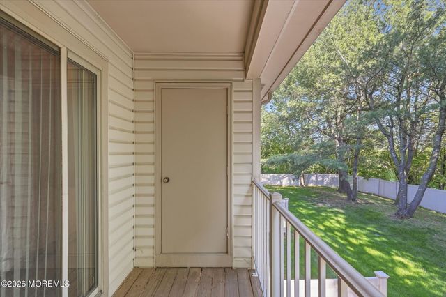 8 Stuart Drive 4, Freehold, NJ 07728