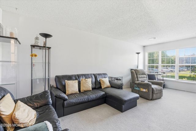 8 Stuart Drive 4, Freehold, NJ 07728