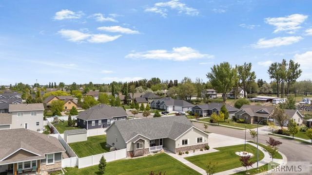 660 Regency Lane, Idaho Falls, ID 83402