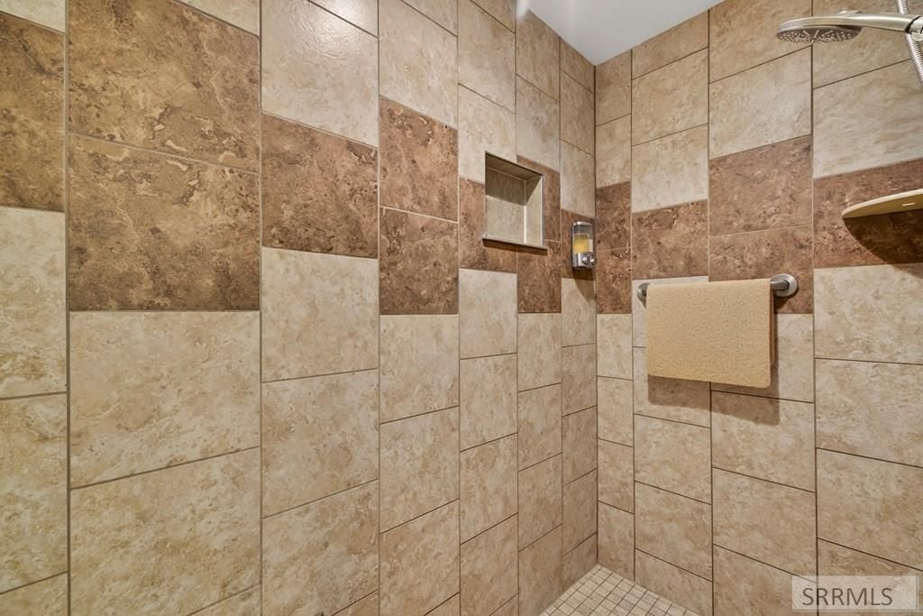 Image 18 of property listing at 660 Regency Lane, Idaho Falls, ID 83402