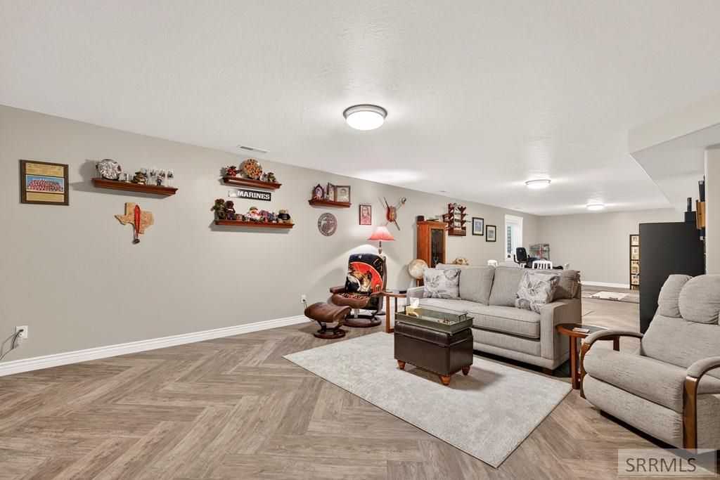Image 24 of property listing at 660 Regency Lane, Idaho Falls, ID 83402
