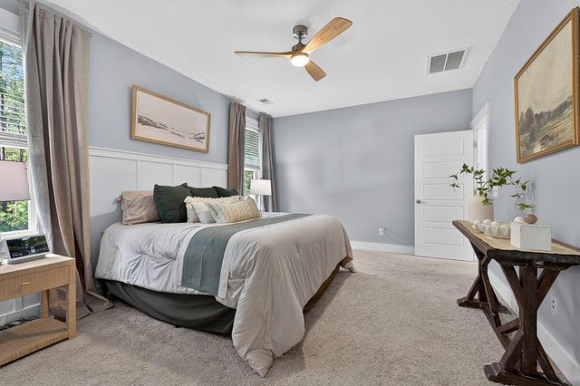 386 Oak Park Street, Summerville, SC 29486
