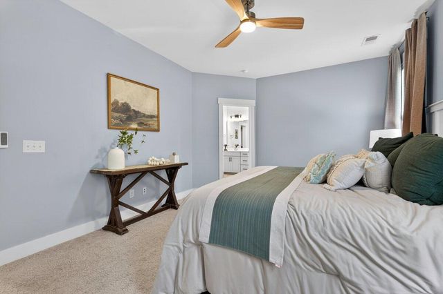 386 Oak Park Street, Summerville, SC 29486