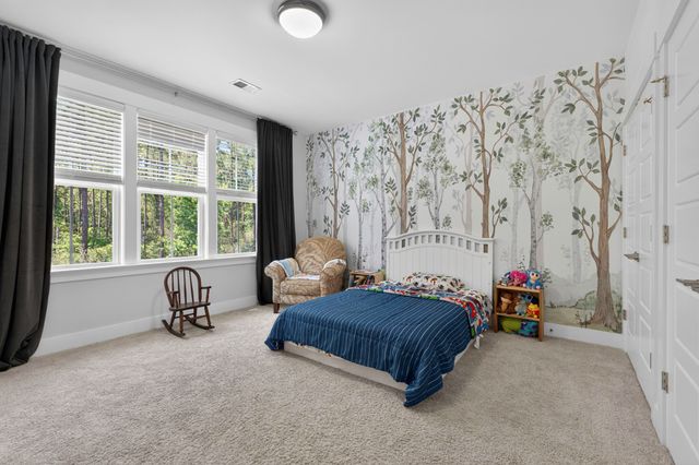 386 Oak Park Street, Summerville, SC 29486