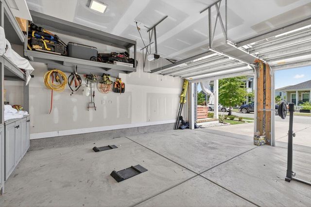 386 Oak Park Street, Summerville, SC 29486