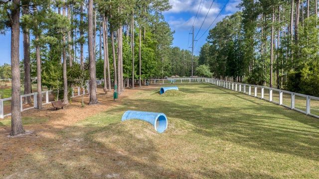 386 Oak Park Street, Summerville, SC 29486