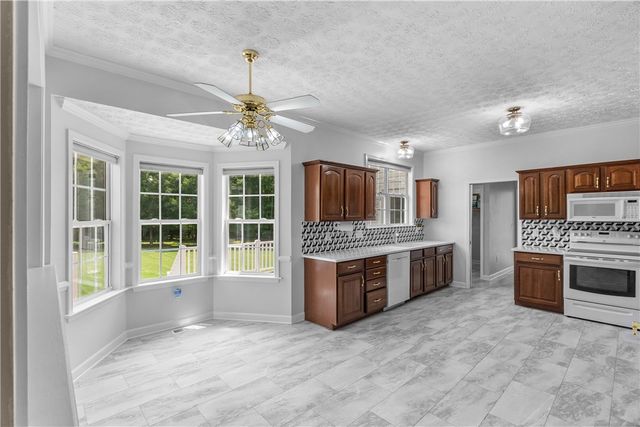 172 Oaklawn Road, Pelzer, SC 29669