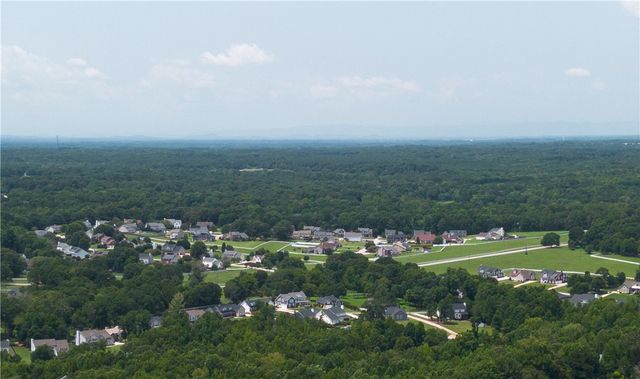 172 Oaklawn Road, Pelzer, SC 29669