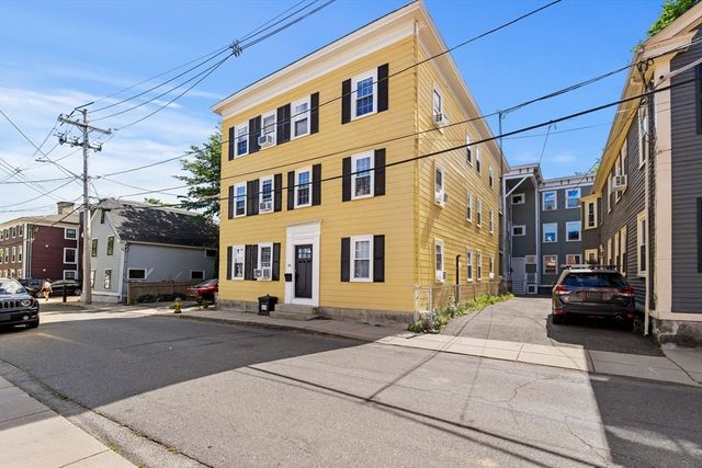 10 Daniels Street 2, Salem, MA 01970
