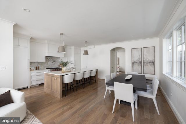 3543 ALBEMARLE ST NW, Washington, DC 20008