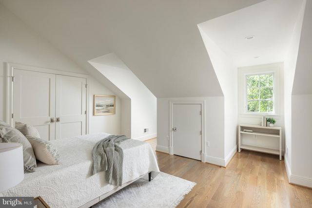 3543 ALBEMARLE ST NW, Washington, DC 20008