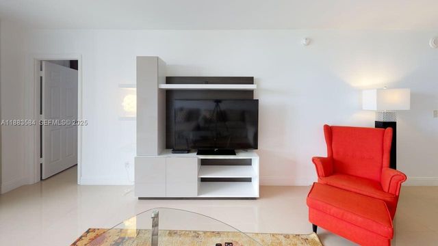 19370 Collins Avenue 620, Sunny Isles Beach, FL 33160