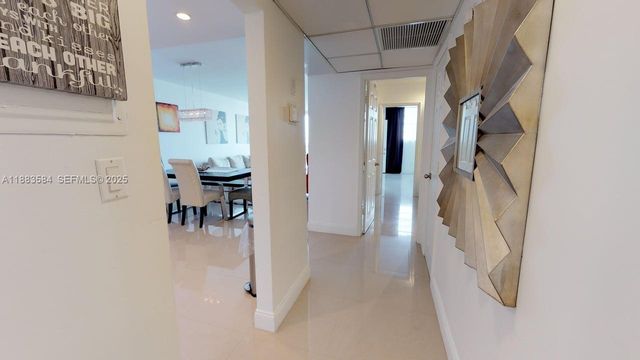 19370 Collins Avenue 620, Sunny Isles Beach, FL 33160