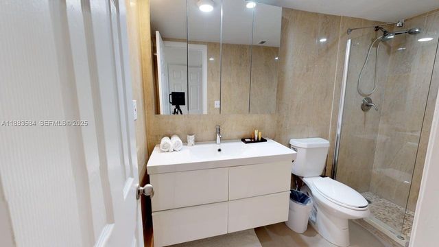 19370 Collins Avenue 620, Sunny Isles Beach, FL 33160
