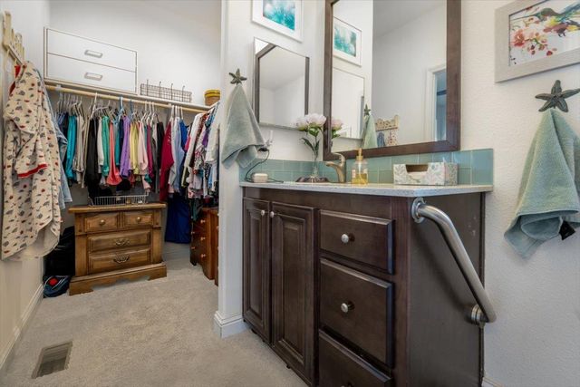 12676 Valley View Rd, Nevada City, CA 95959