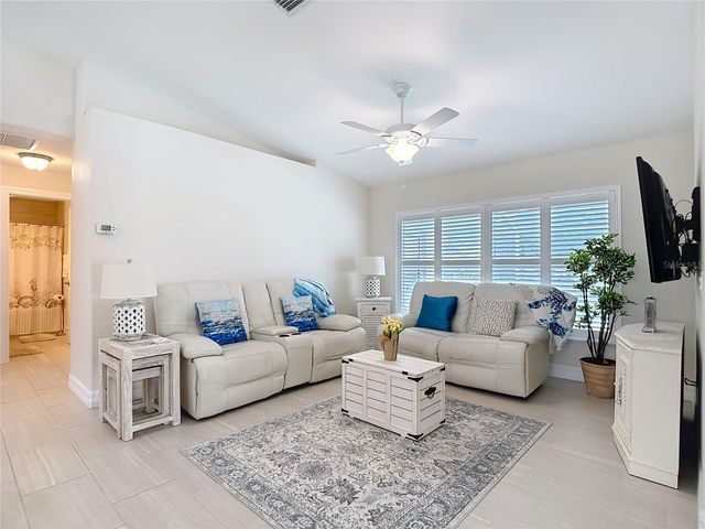 70 CLUBHOUSE ROAD, Rotonda West, FL 33947