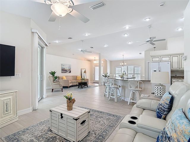 70 CLUBHOUSE ROAD, Rotonda West, FL 33947