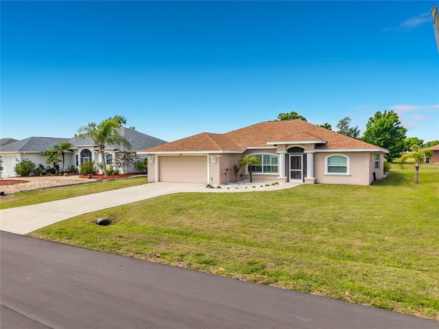 70 CLUBHOUSE ROAD, Rotonda West, FL 33947