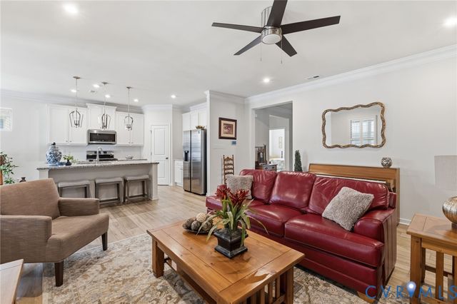 6613 Southwalk Hts, Moseley, VA 23120