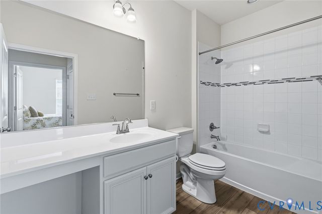 6613 Southwalk Hts, Moseley, VA 23120