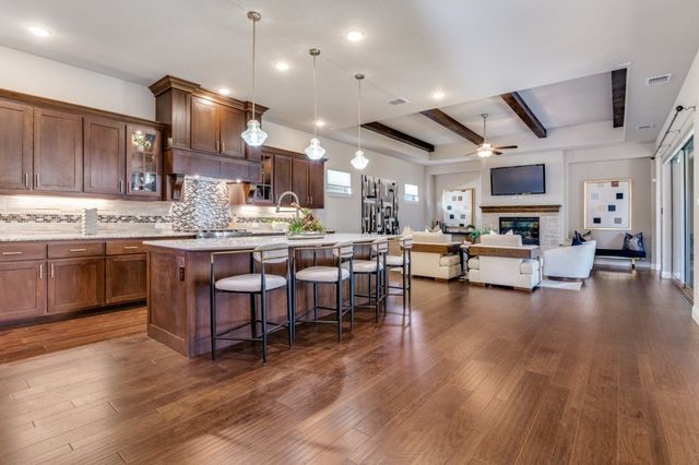 1403 Laurel Green Court, Arlington, TX 76005