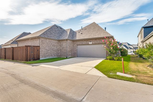 1403 Laurel Green Court, Arlington, TX 76005
