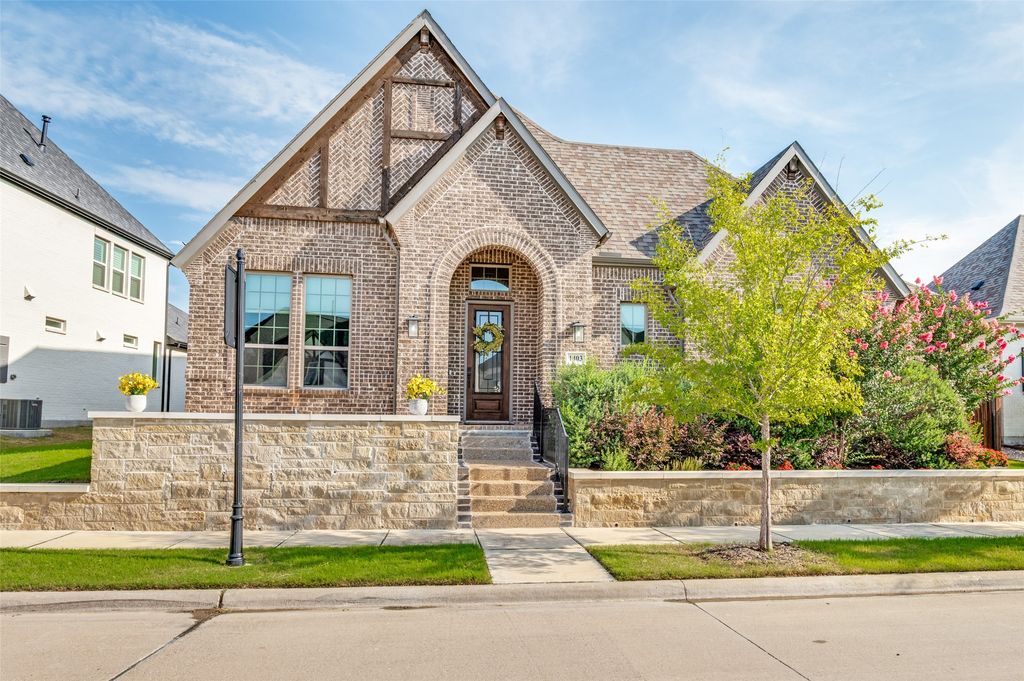 1403 Laurel Green Court, Arlington, TX 76005