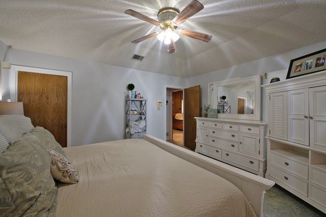 4709 Knollview Lane, Mesquite, TX 75150