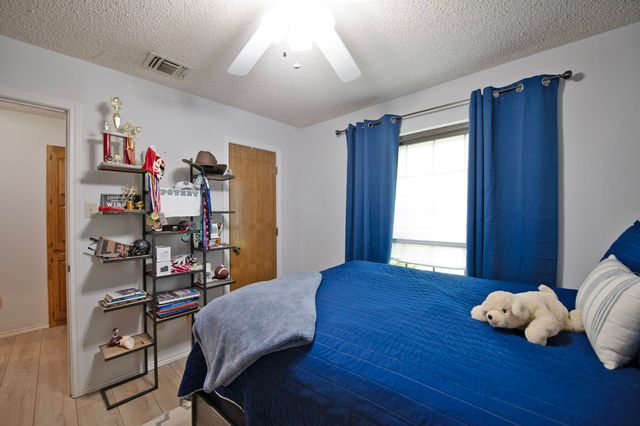 4709 Knollview Lane, Mesquite, TX 75150