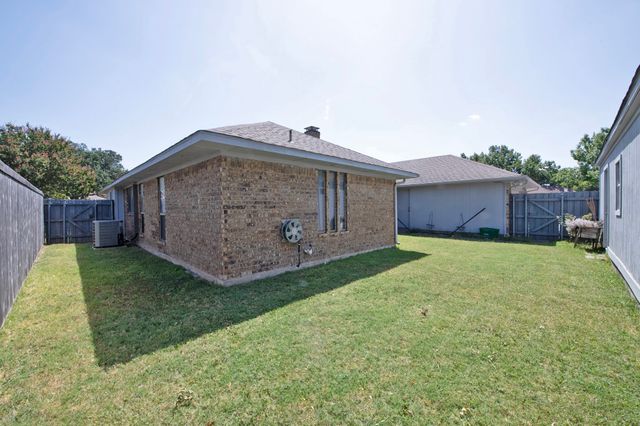 4709 Knollview Lane, Mesquite, TX 75150