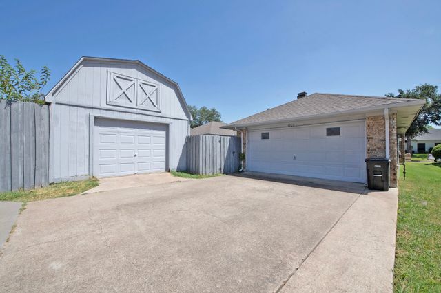 4709 Knollview Lane, Mesquite, TX 75150