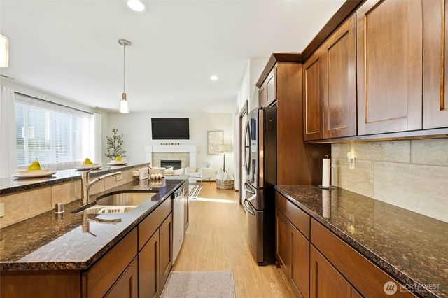 20912 2nd Avenue W, Lynnwood, WA 98036