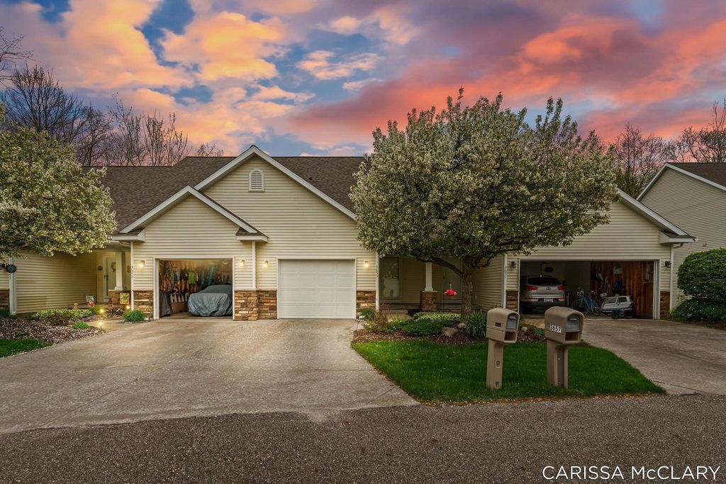 3653 Merriville Court SE, Caledonia, MI 49316