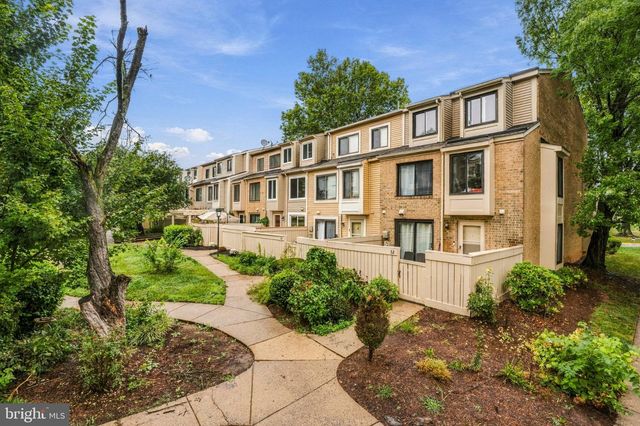 28 WELBECK CT, Montgomery Village, MD 20886