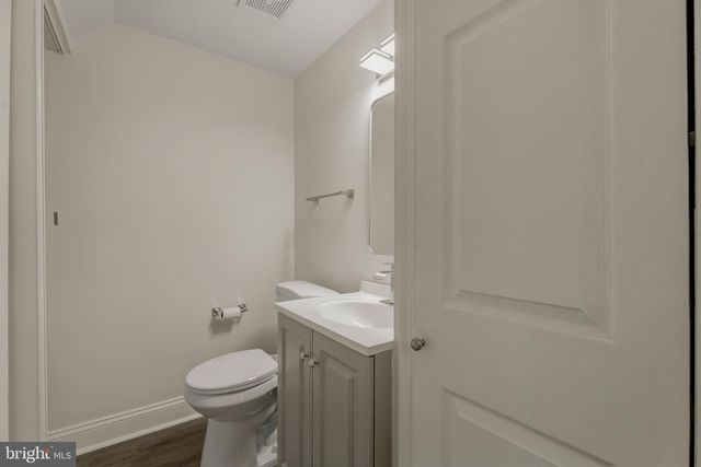 28 WELBECK CT, Montgomery Village, MD 20886