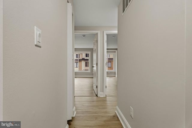 28 WELBECK CT, Montgomery Village, MD 20886